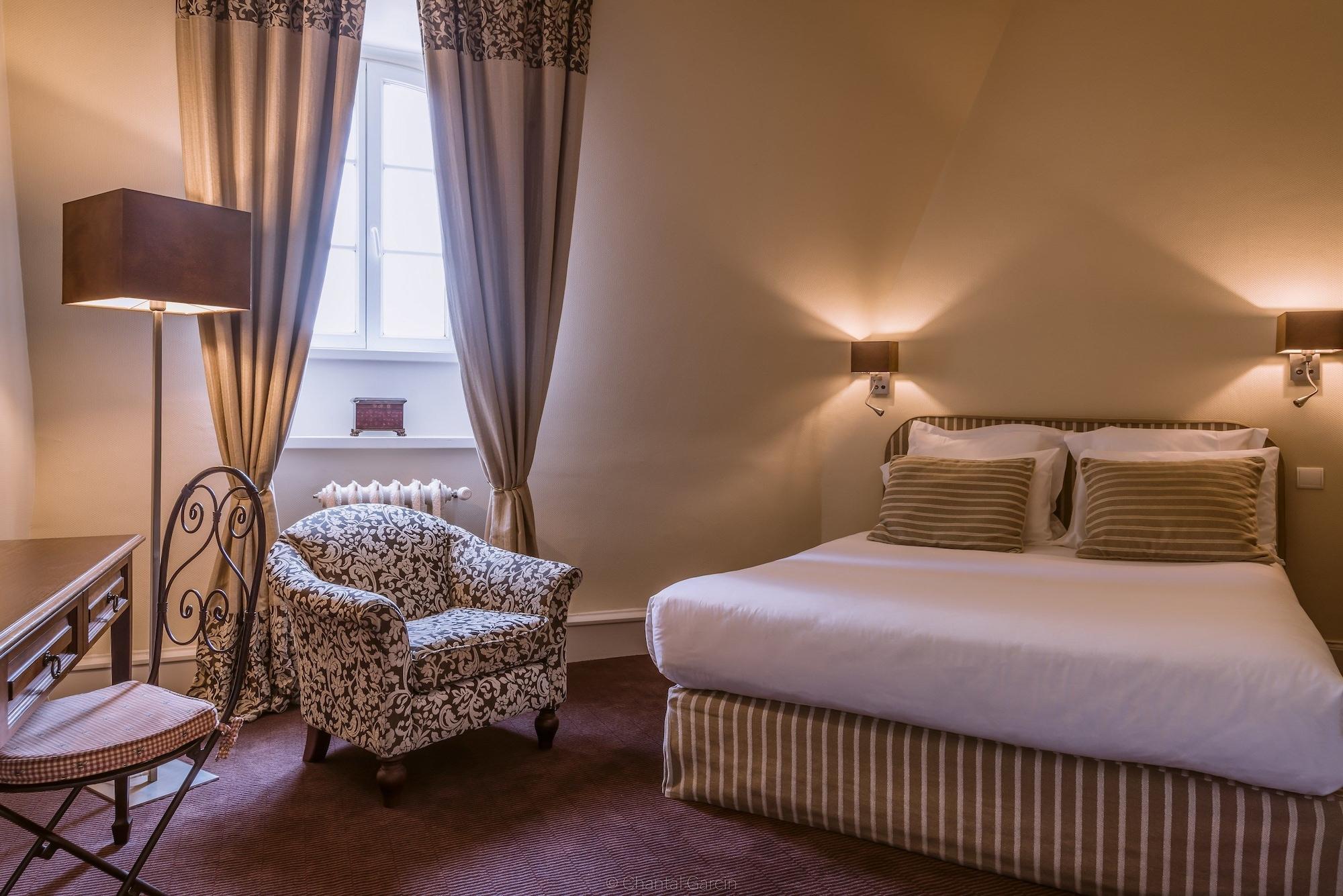 Hotel Chateau Tilques ภายนอก รูปภาพ