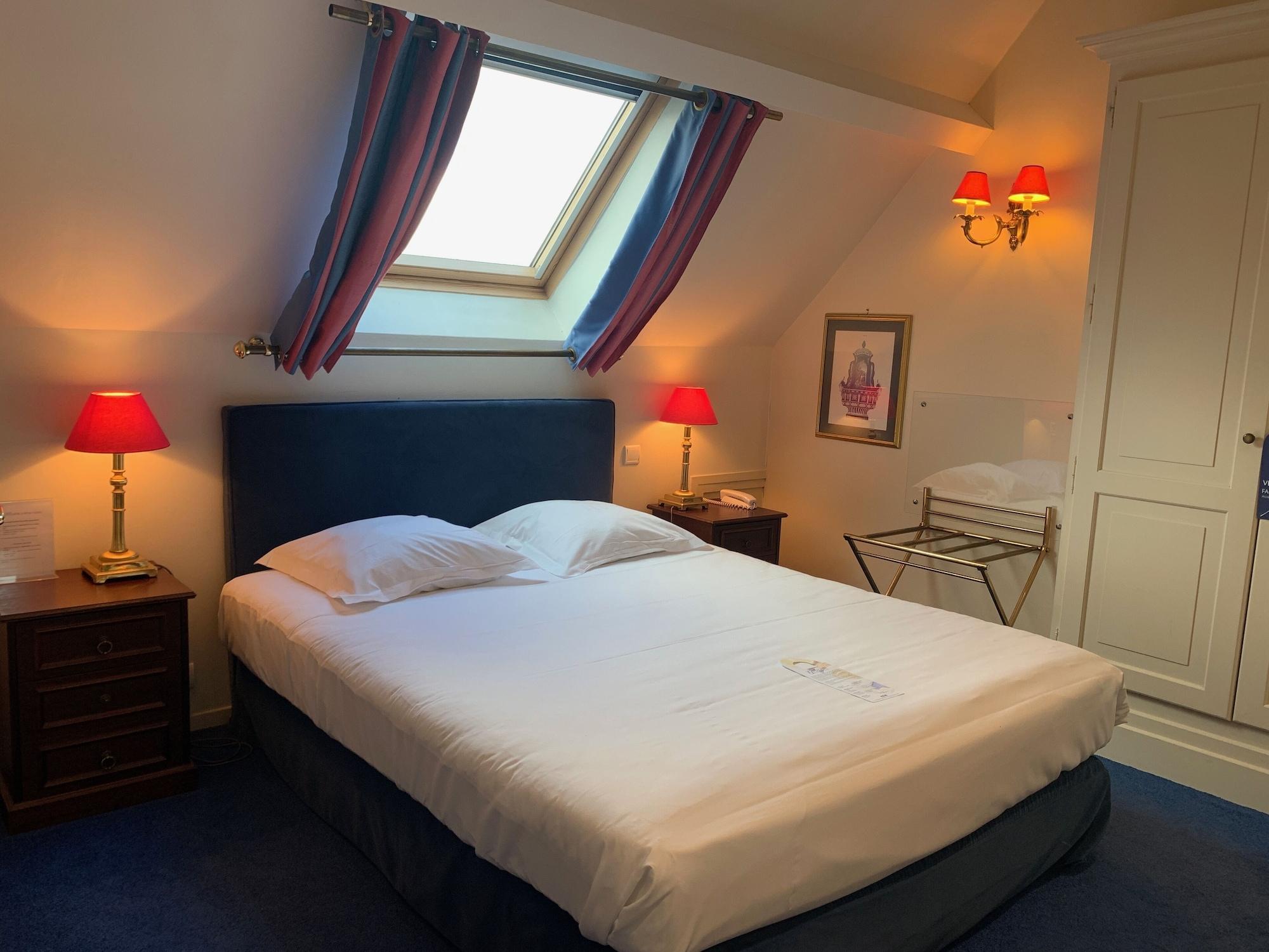 Hotel Chateau Tilques ภายนอก รูปภาพ