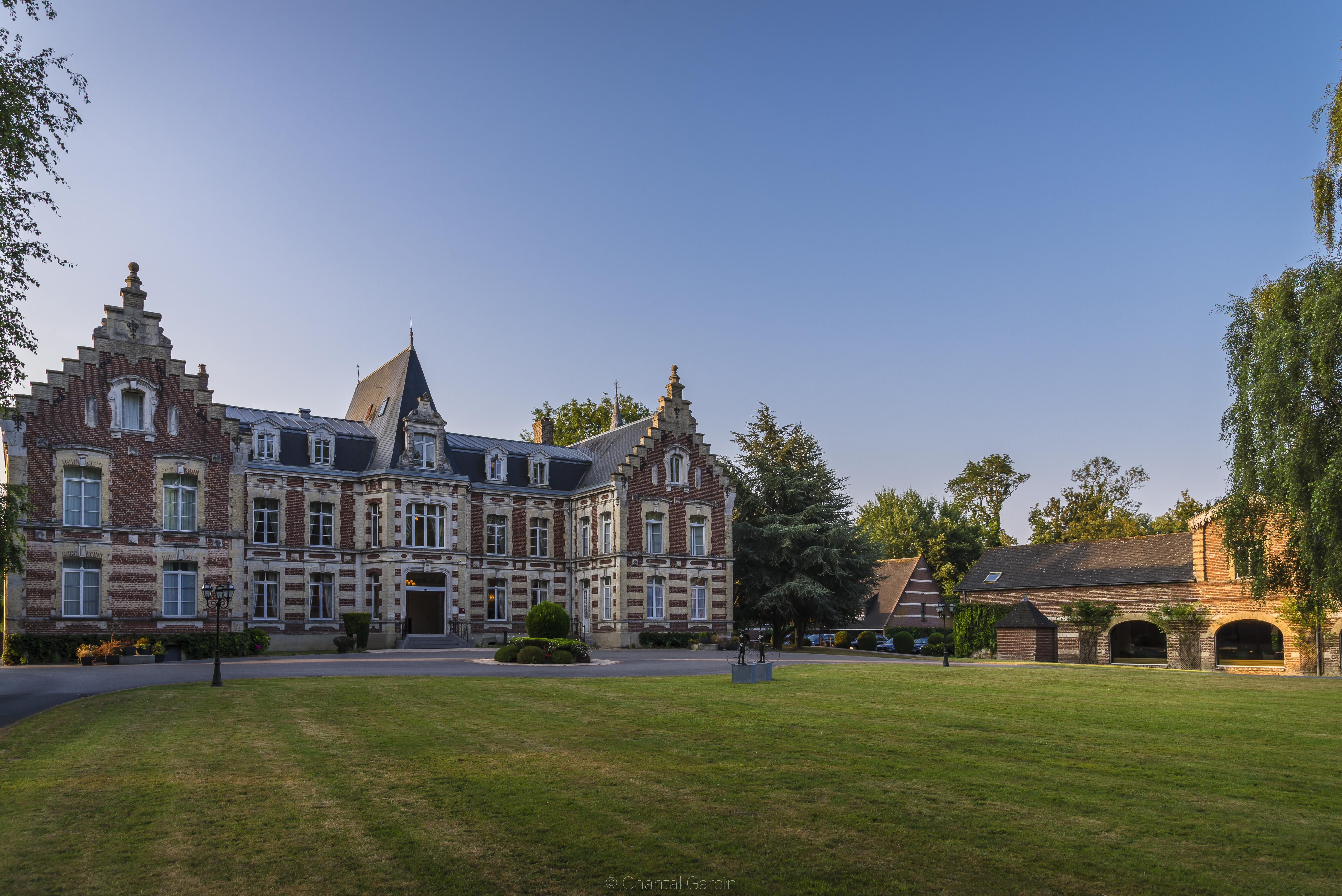 Hotel Chateau Tilques ภายนอก รูปภาพ